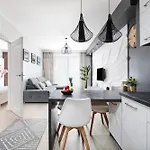 Апартаменты Easy Rent - Centrum Plac Litewski, Free Parking